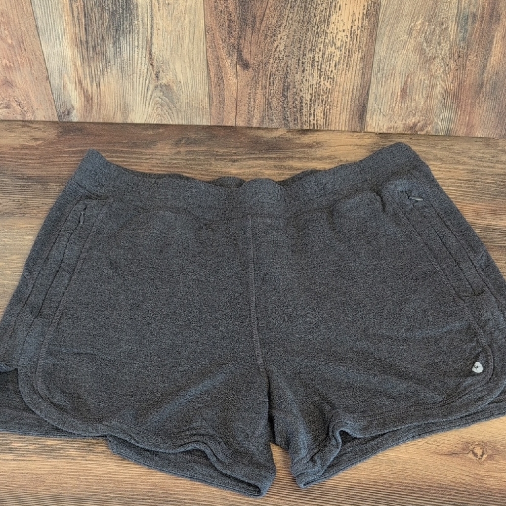 Active Life Charcoal Athletic Shorts XL                      E132